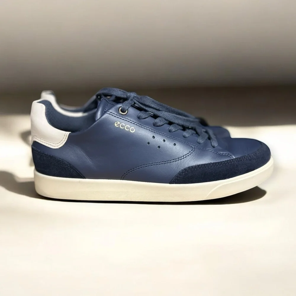 Ecco street lite